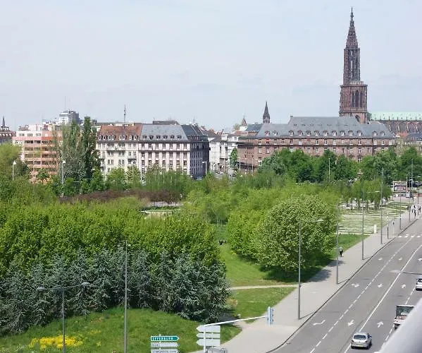 Suite Place De L'Etoile Strasbourg